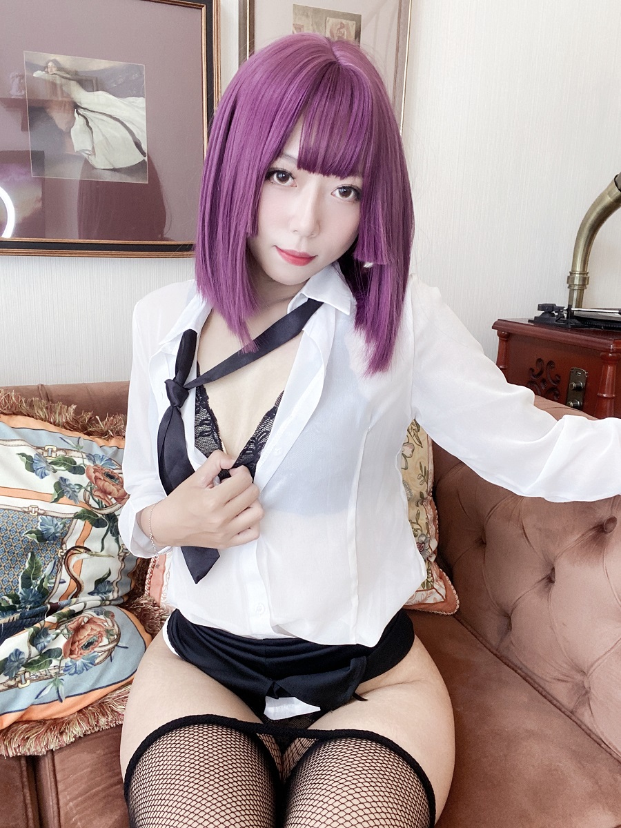 Money冷冷-OL网网制服[82P+5V] 小姐姐 预览2图