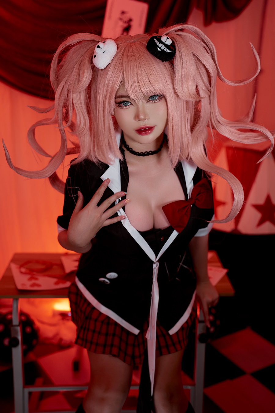 ZinieQ-Junko Danganronpa[44P+13V] 小姐姐 预览1图